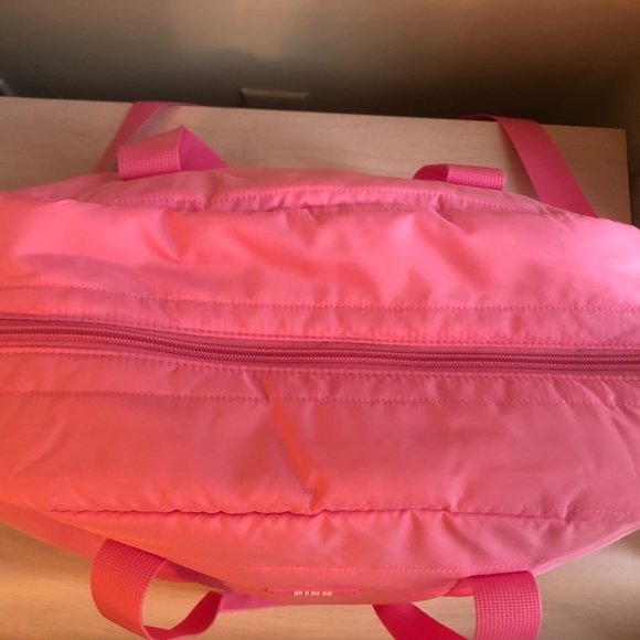 New Michael Kors Shell Pink & White Crossbody Bag w/ Gift - Picture 10 of 13